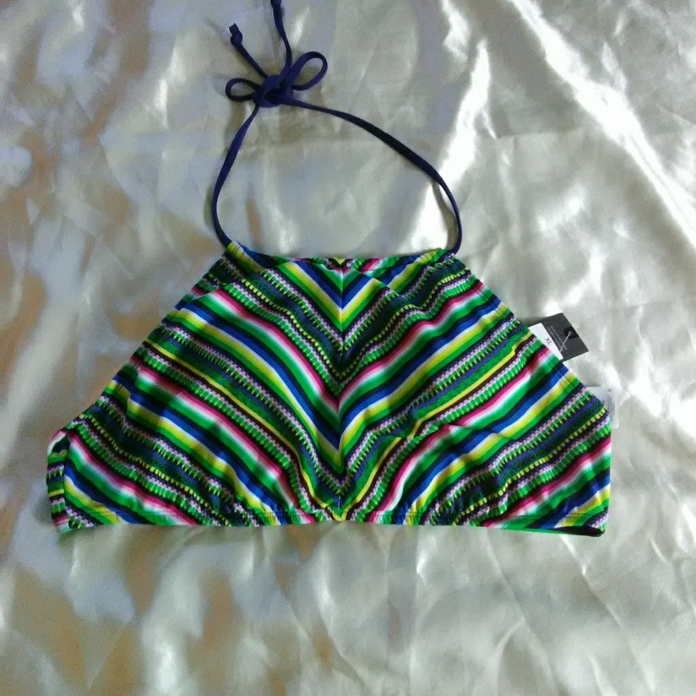 NWT New Mossimo swimsuit bikini bathing suit top